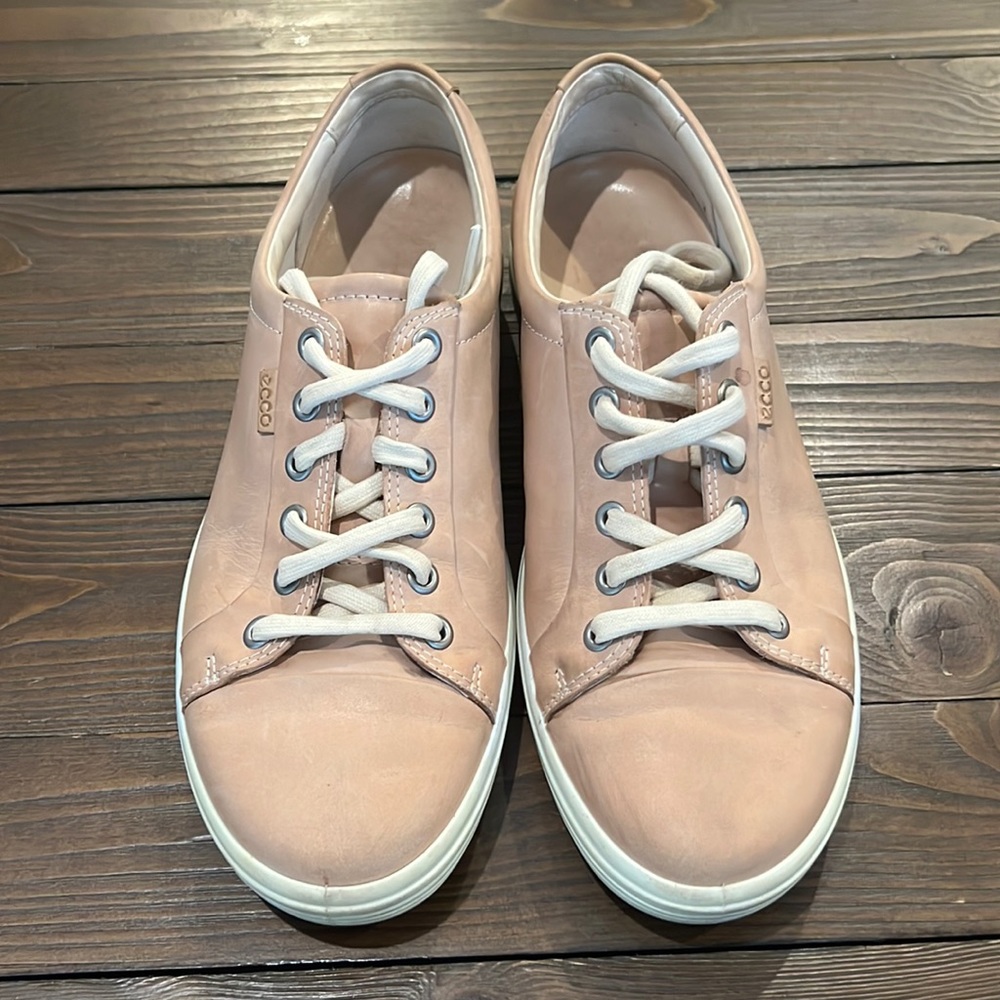 Ecco Soft 7 Leather Sneakers Size 9
